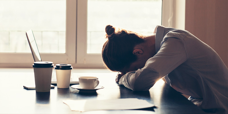 9 κίνδυνοι για την υγεία σας από την έλλειψη ύπνου, ο έλεγχος και η σωστή θεραπεία